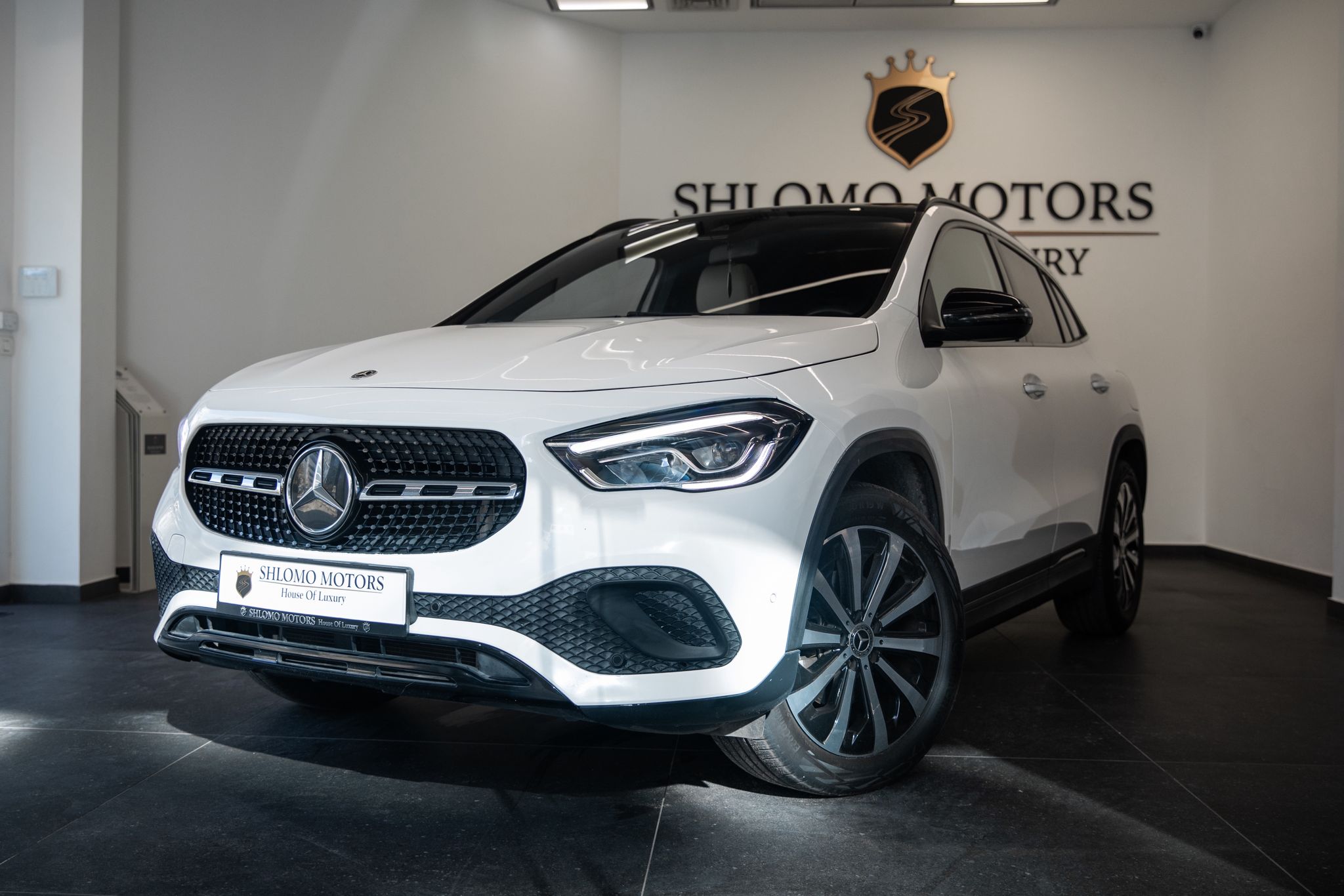 Mercedes - Benz GLA 200 PREMIUM FLT שנת 2022 למכירה בשלמה מוטורס - תמונה 1